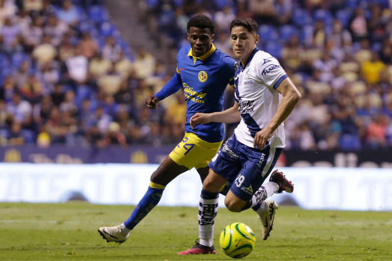 ¿Hubo mano? América empata a Puebla con polémico gol