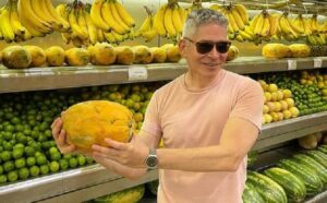 Boris Izaguirre regresó a Venezuela y desata comentarios en las redes: “Ella soy yo”