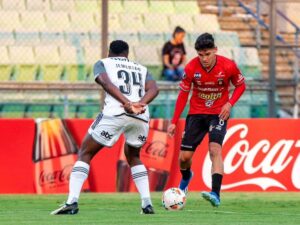 Caracas suma 11 derrotas consecutivas