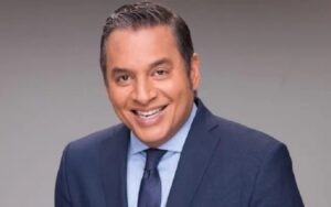 Daniel Sarcos pide cadena de oraciones por la grave situación que atraviesa su madre