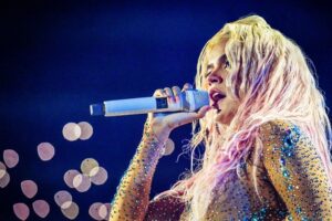Karol G desbordó el estadio Monumental de Caracas el viernes y sábado