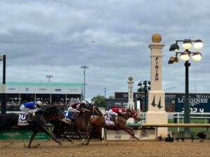 Hoy sortean los puestos del Kentucky Derby
