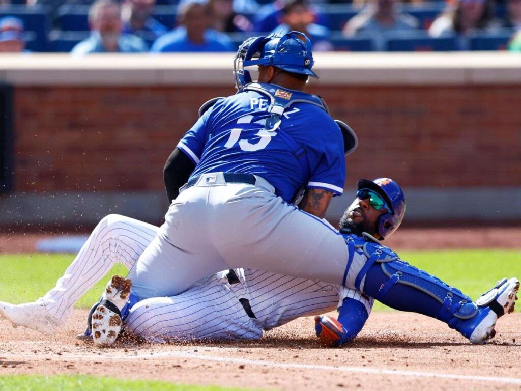 Salvador espera jugar el martes