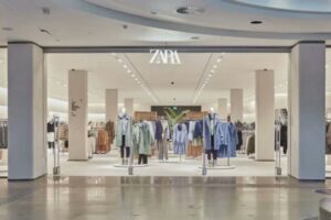 Tienda Zara reabre en Sambil Chacao