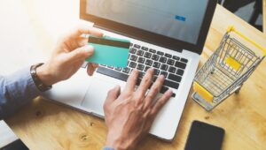 La economía digital ha dinamizado el sector «delivery», el cual tiene ingresos superiores al promedio del salario venezolano
