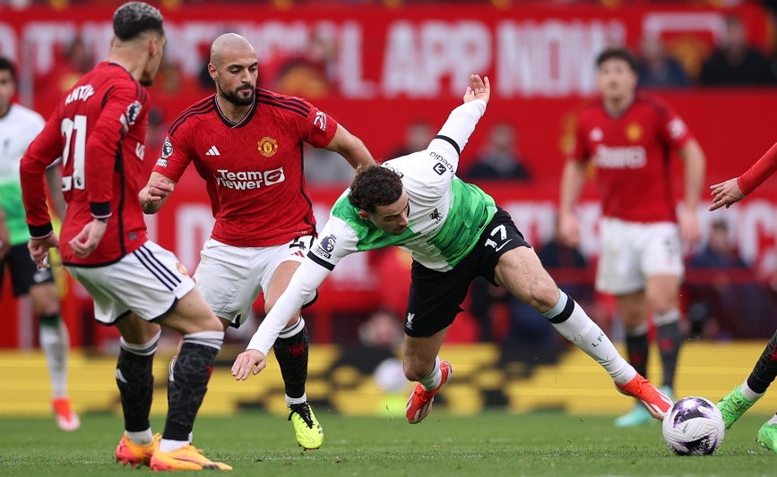 Liverpool rescata el empate en Old Trafford y pierde el 1er lugar
