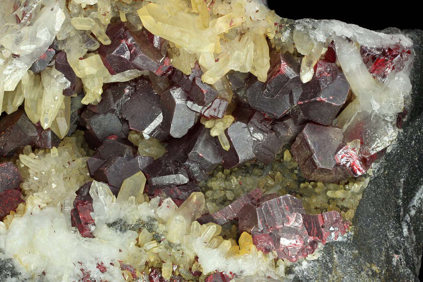 Durante milenios nos ha fascinado y hemos utilizado el cinabrio. Resulta que era potencialmente mortal