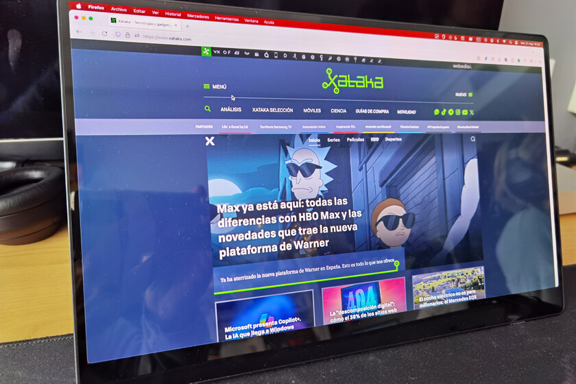 análisis con características, precio y especificaciones