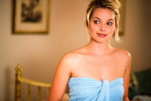 Está en Netflix y es una de las mejores películas de viajes en el tiempo de la historia. Un genial cóctel de ciencia ficción que además tiene uno de los primeros papeles de Margot Robbie