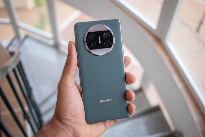 Hay un nuevo rey de los móviles plegables. Uno que ha destronado a Samsung y no para de crecer