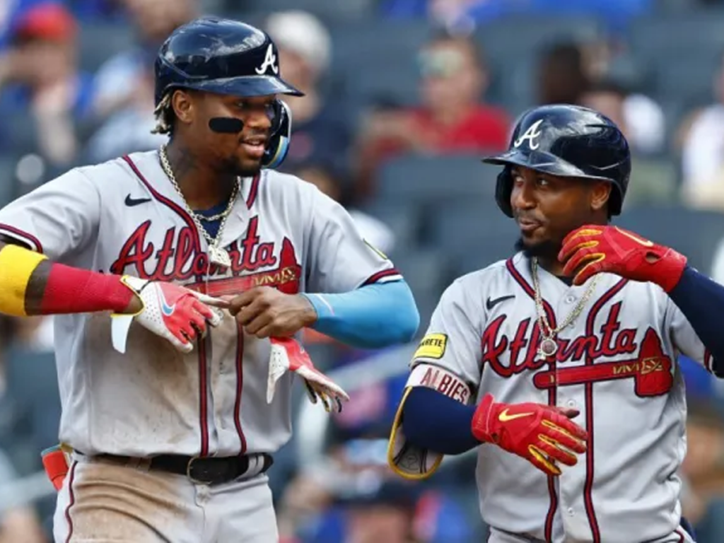 Albies sobre Acuña: "Es duro que pase otra vez por esto"