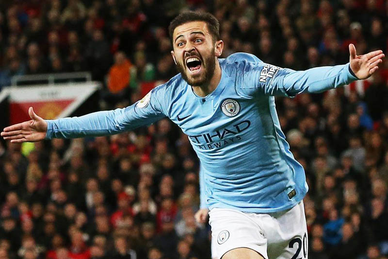 Bernardo Silva estaría listo para reforzar al Barcelona