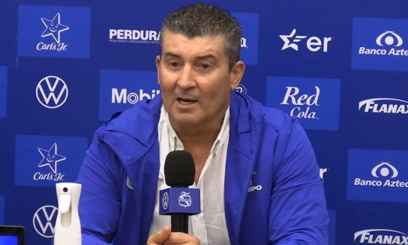 Chepo de la Torre, durante su presentación como técnico del Club Puebla de cara al Torneo Apertura 2024