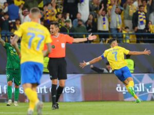 Cristiano sigue sumando goles a su récord