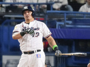 José Osuna despachó su sexto jonrón en Japón