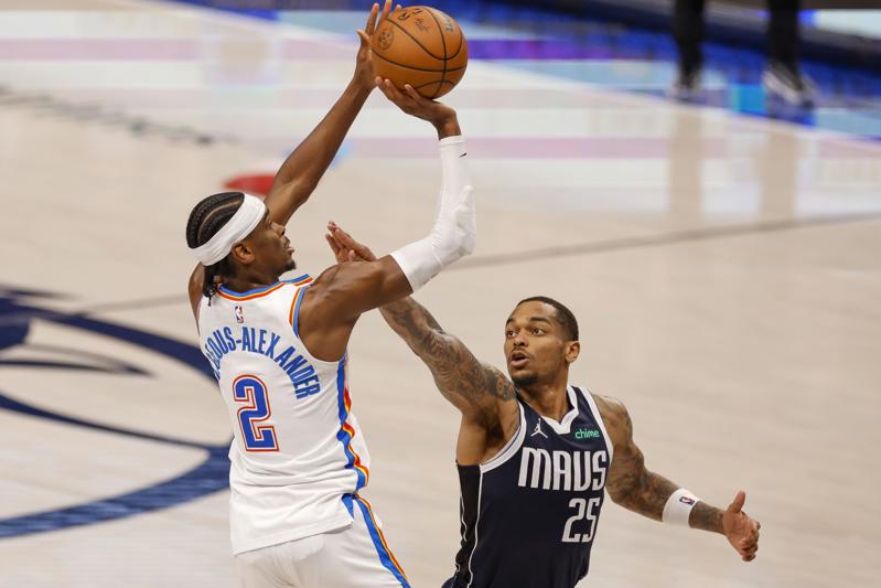 Thunder iguala la serie de 'playoffs' 2-2 con Dallas Mavericks