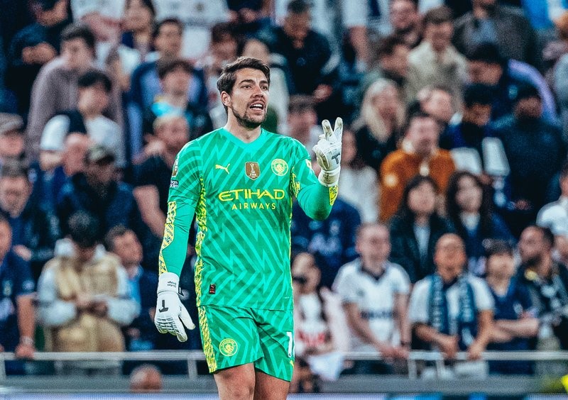 Stefan Ortega: La atajada que puede darle el título al Manchester City
