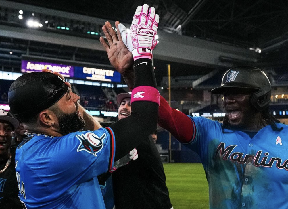 Emmanuel Rivera le da a los Marlins una dramática victoria contra los Phillies