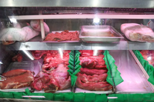 El Pollo y la Carne de Res se disparan a pesar de la estabilidad del dólar