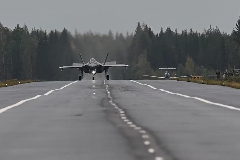 Una autopista suiza va a estar cerrada a cal y canto durante 36 horas. En lugar de coches circularán aviones de combate
