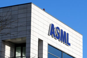 las acciones de ASML se disparan en bolsa porque los chips son el nuevo petróleo
