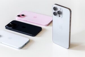El diseño de los móviles está en fase de agotamiento. El entusiasmo por los biseles del iPhone 16 es la prueba