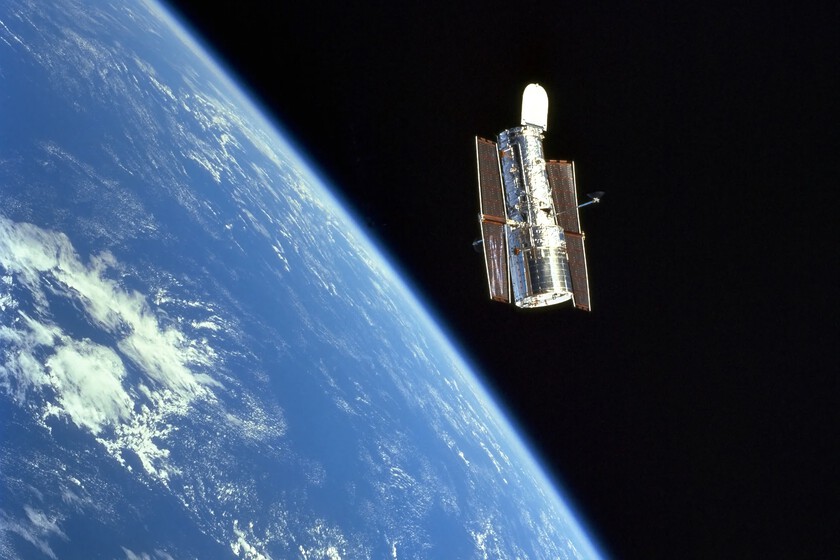 Después de las Voyager, el telescopio Hubble empieza a tener problemas. La NASA ha tomado dos decisiones sobre su futuro