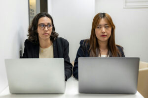 Un estudio descubre que ayudar a los compañeros es contraproducente. A no ser que te lo pidan