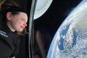 Un vuelo de SpaceX hizo que sus astronautas volvieran genéticamente más jóvenes. Lo intrigante es que duró solo tres días