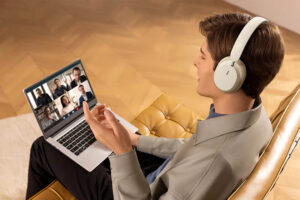 unos auriculares Bluetooth con look de gama alta a precio de saldo