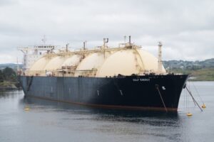 Un tercio del transporte marítimo se dedica a los combustibles fósiles. Y eso es una plaga de barcos fantasma en potencia