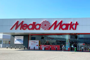 MediaMarkt cierra el mes de junio con descuentos muy refrescantes en smart TVs, barras de sonido, portátiles y accesorios gaming