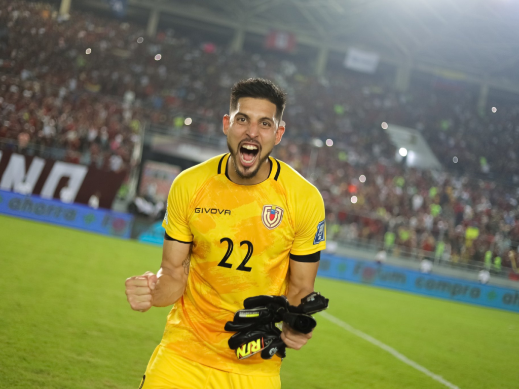 Arqueros vinotinto irán por un puesto en la copa
