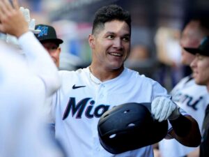 Marlins le dieron la carta de libertad a Avisaíl