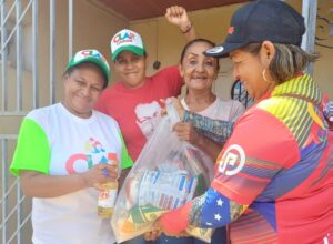 CLAP inició jornada de entrega de bolsas casa por casa