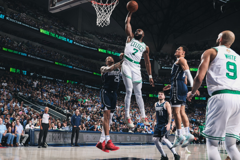 Finales NBA: Boston vence a Dallas y puede definir en 4 juegos
