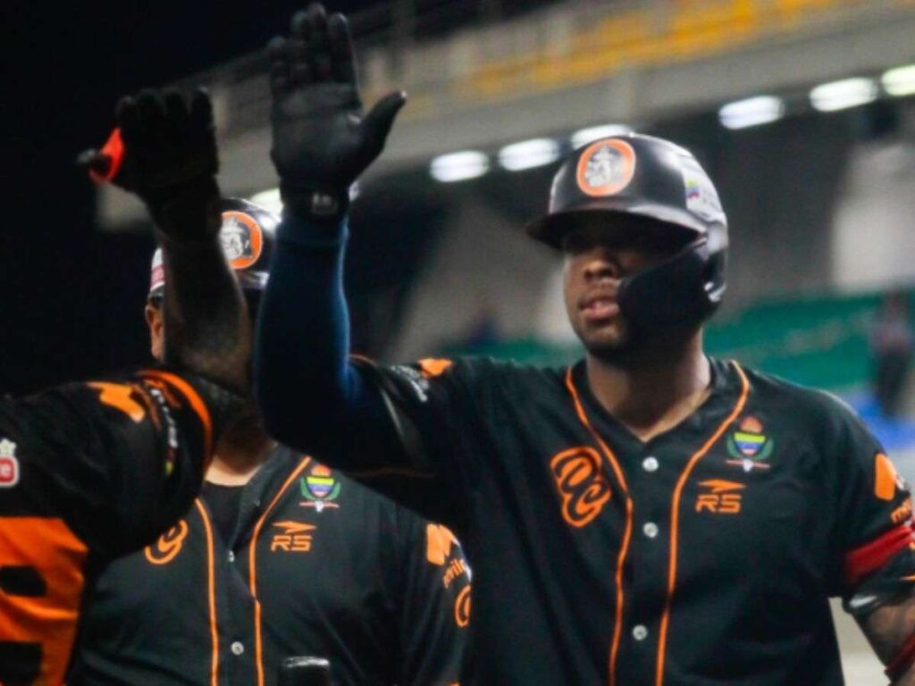 Caciques demostró su fuerza a Centauros