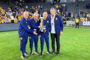 Polemica de Robert Dante Siboldi y su cuerpo técnico al mando de los Tigres de la UANL. (Foto: 'X' Robert Dante Siboldi)