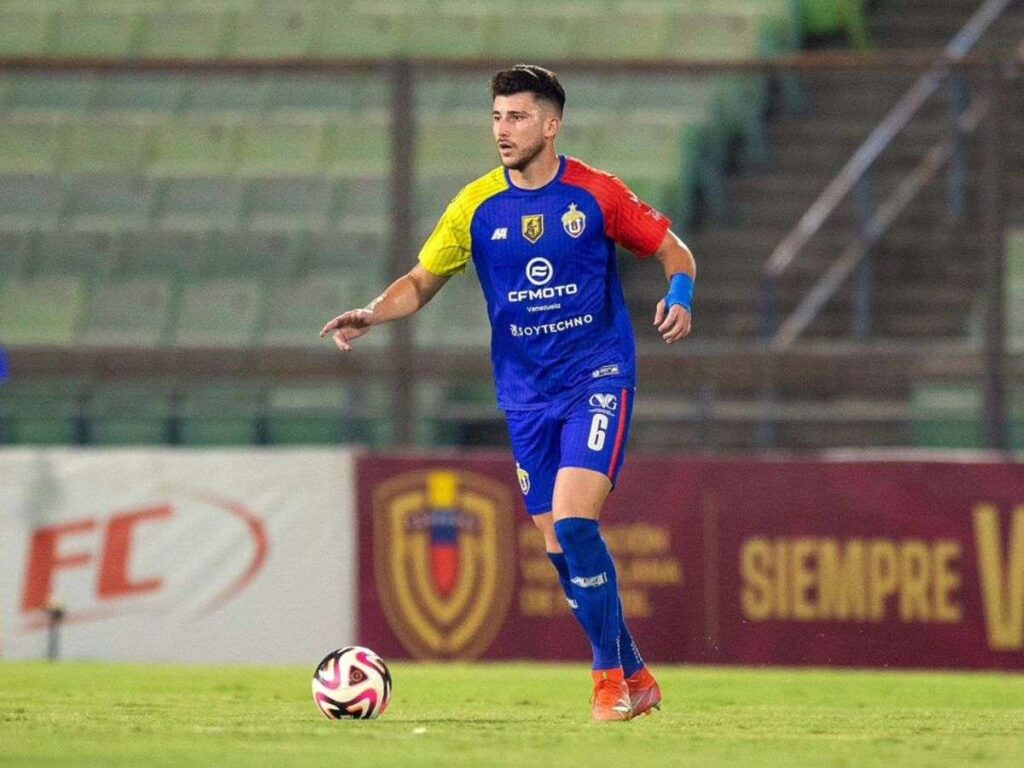 UCV FC da de baja a cuatro jugadores