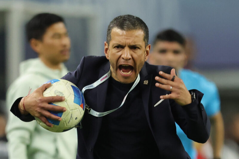 Al finalizar Copa América, FMF evaluaría a Lozano para el Mundial 2026