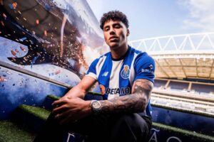 Cruz Azul pretende repatriar a Jorge Sánchez