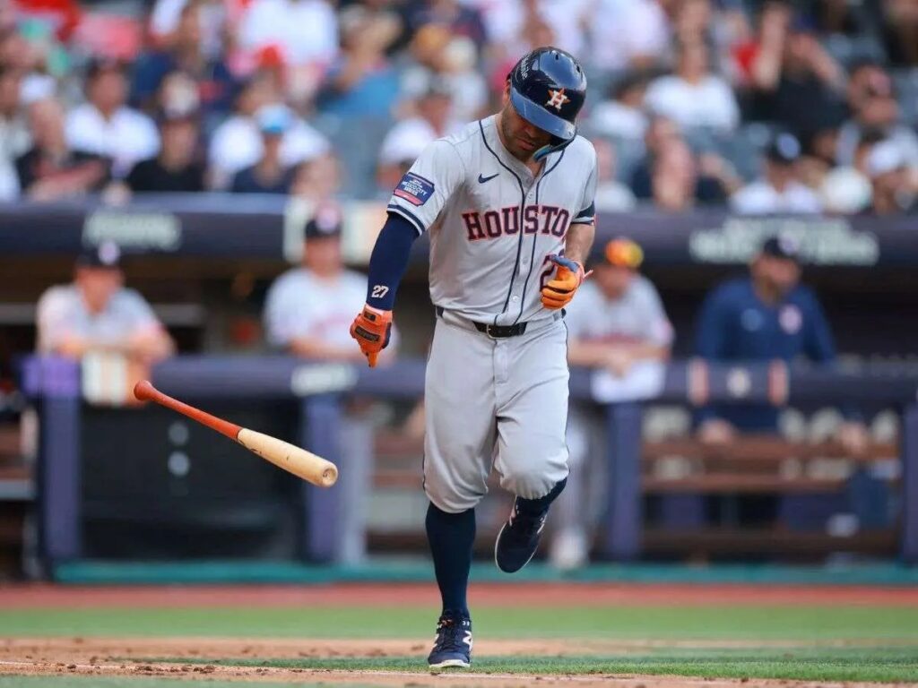 Altuve es el 7° criollo con 600 juegos multihits