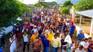 El 28 de julio vamos a derrotar a los dos modelos económicos que han empobrecido a Venezuela