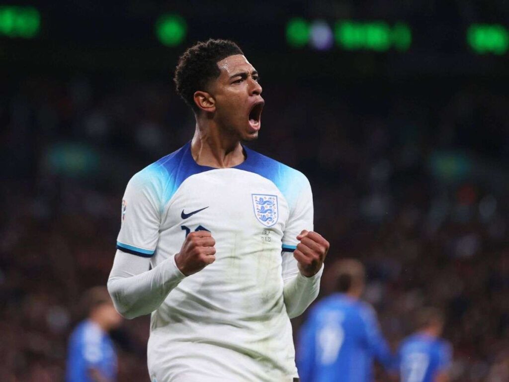 Jude Bellingham le da triunfo a Inglaterra
