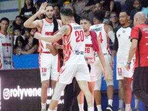 Centauros sorprendió a Marinos en Maturín