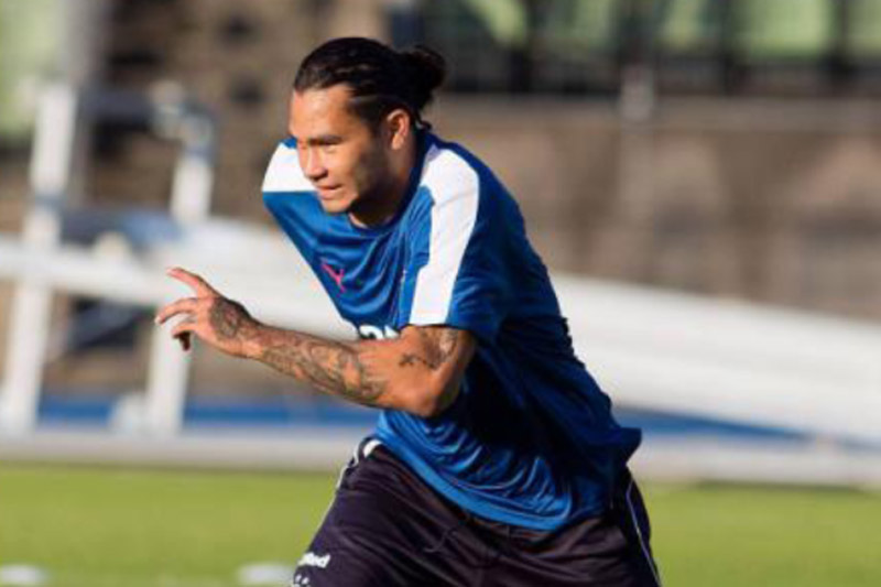 Carlos “Gullit” Peña vuelve a cambiar de club y ahora jugará en Los Angeles