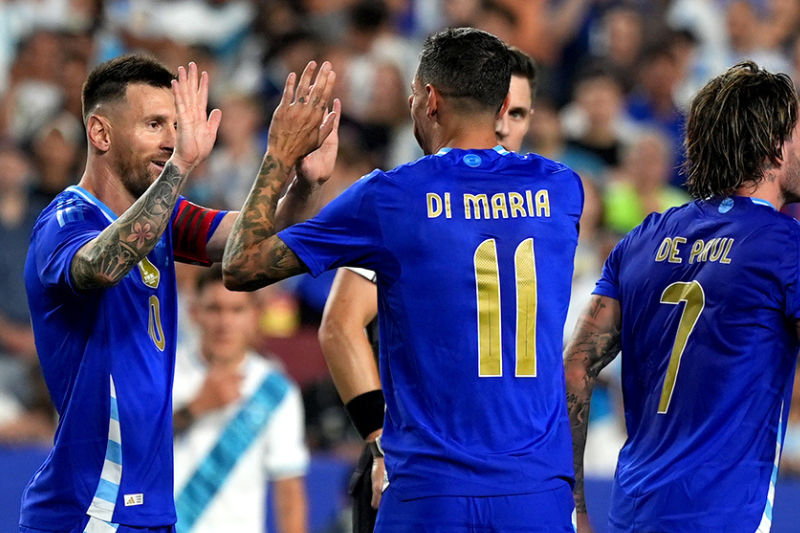 Argentina goleó a Guatemala con doblete de Messi incluido