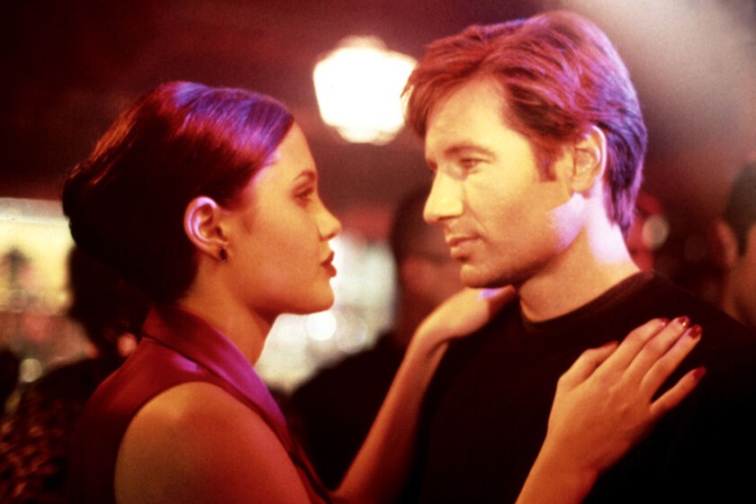 "Le dije a todo el mundo que teníamos que contratarla". David Duchovny se viene arriba y afirma que fue él quien descubrió a Angelina Jolie
