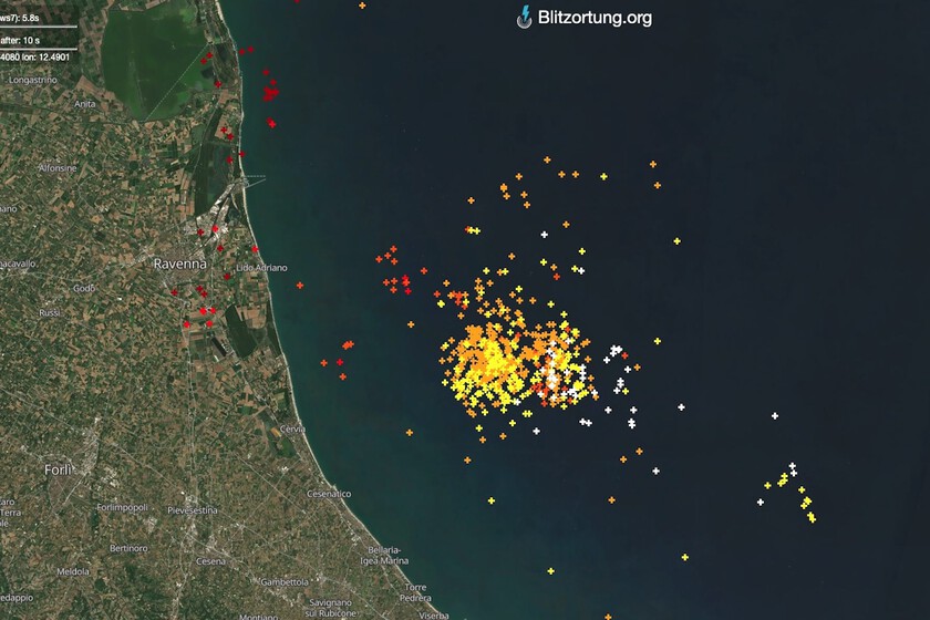 Cada día hay más de 40.000 tormentas eléctricas. En este brutal mapa puedes ver todos los rayos que caen en tiempo real