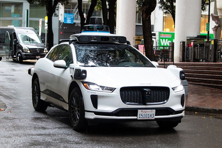 En San Francisco está en auge la atracción turística menos pensada: los coches sin conductor